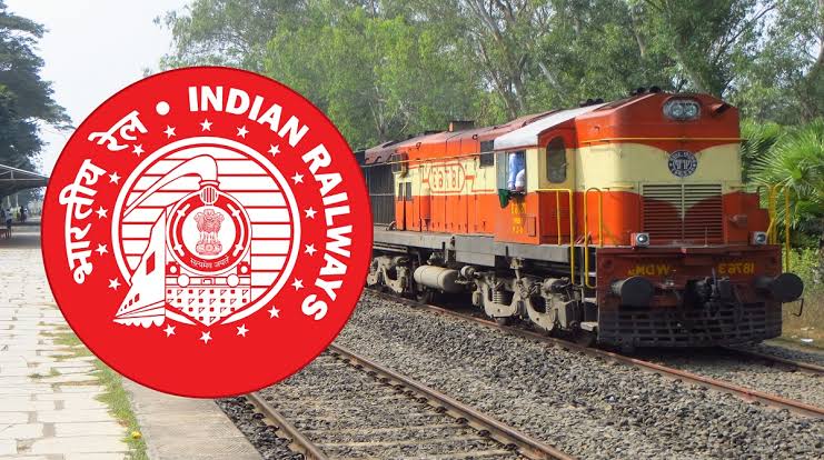 Indian Railways: अब बिना  टिकट भी कर सकते हैं ट्रेन से यात्रा, रेलवे ने बनाया   Platform Ticket Rules